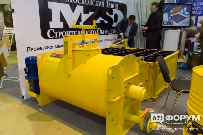 Стенд московского завода строительного оборудования (4)