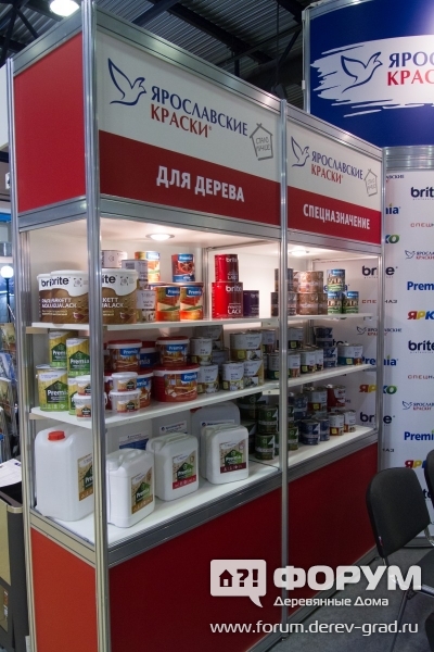 Образцы на стенде Ярославские краски
