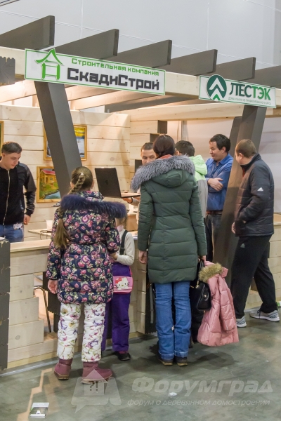 Популярный стенд строительной  компании СкадиСтрой