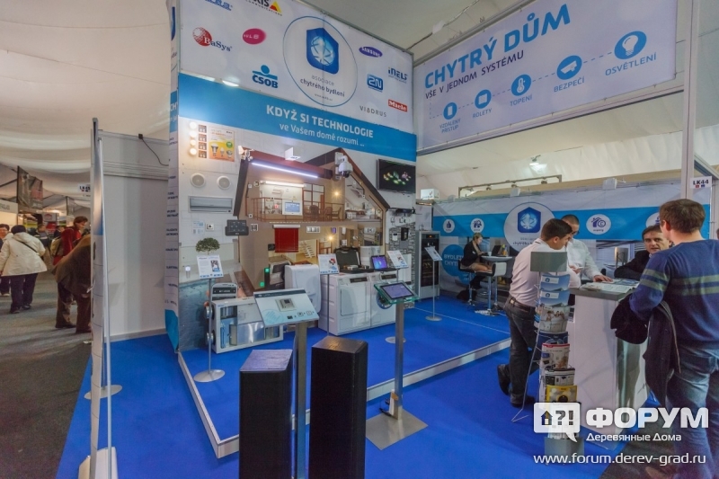 Стенд компании Chytry dum энергосберегающий дом