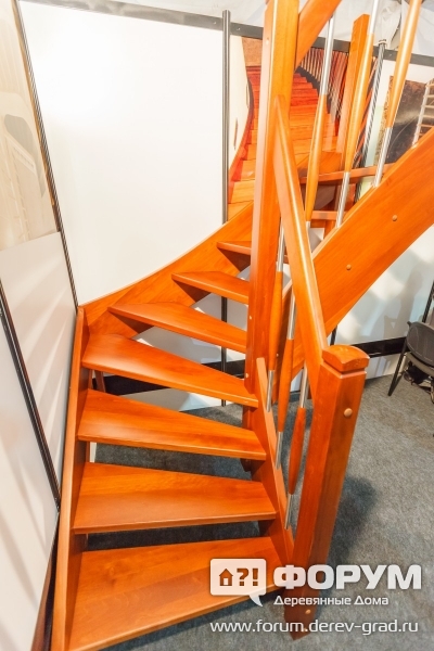 Пример лестницы компании Bastar