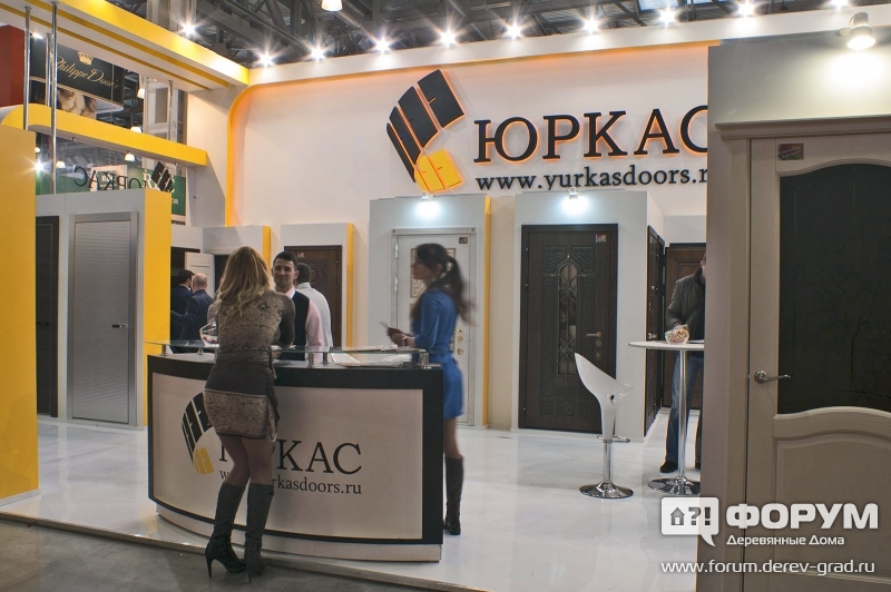 Компания «ЮркасДорс» предлагает самый широкий спектр металлических входных и межкомнатных дверей