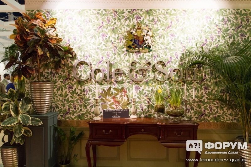 Павильон компании Cole & Son