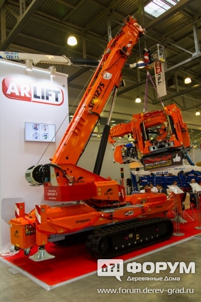 Стенд компании ARLIFT (1)