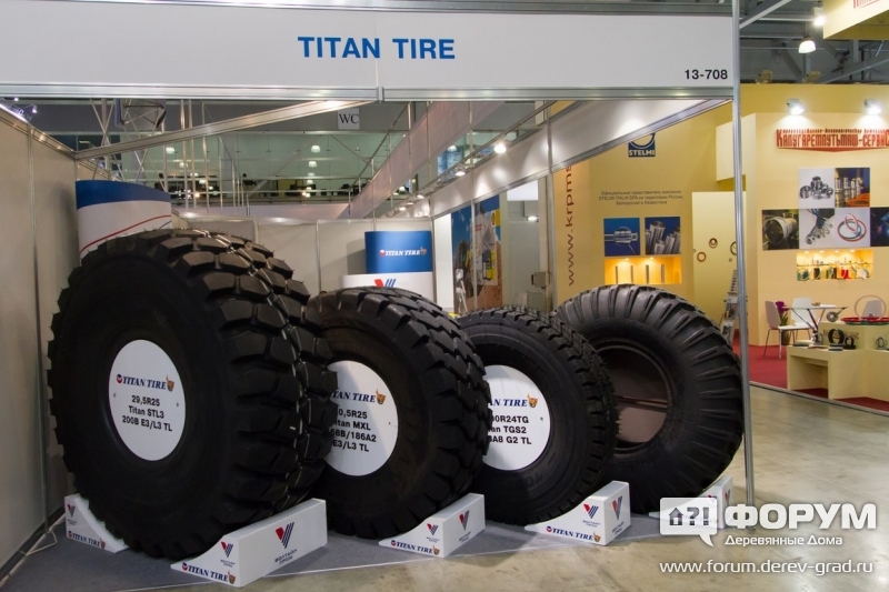 Стенд компании Titan Tire