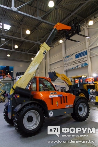 Телескопический погрузчик JLG 2906H