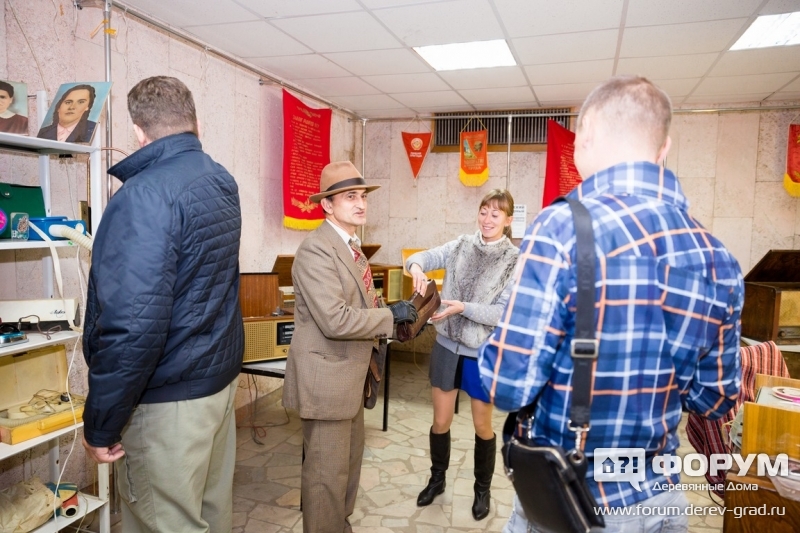 Выставка-продажа ретро вещей